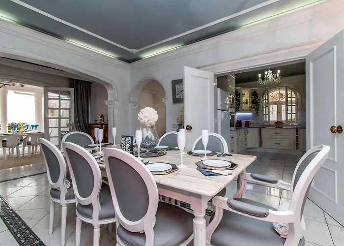 Vila Venecia Callao Salvaje