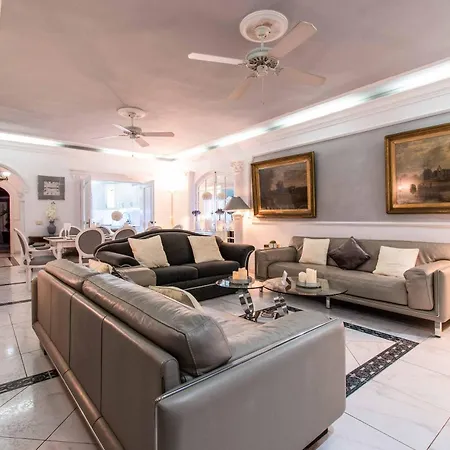 Venecia 别墅 卡亚俄萨尔瓦赫