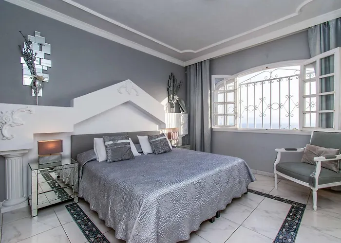 Venecia Villa Callao Salvaje